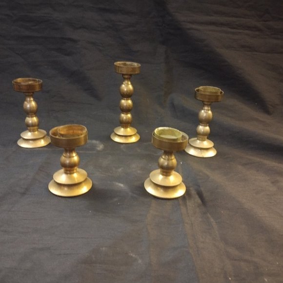 ANTIQUE Set of Mid Century Brass Candlesticks + Holders - Picture 4 of 6